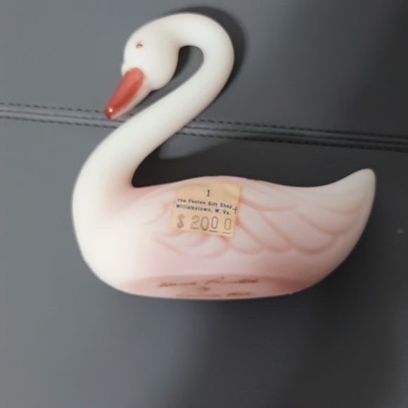 Fenton Glass Satin Rosalene Pink Swan Figurine Hand Painted Artist Signed - Picture 10 of 16